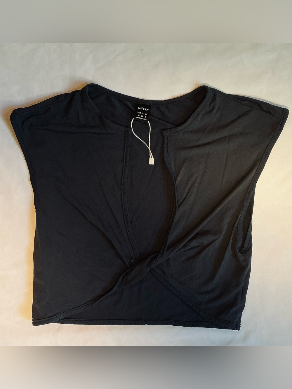 SHEIN Black Twist-Front Cap Sleeve Crop Top